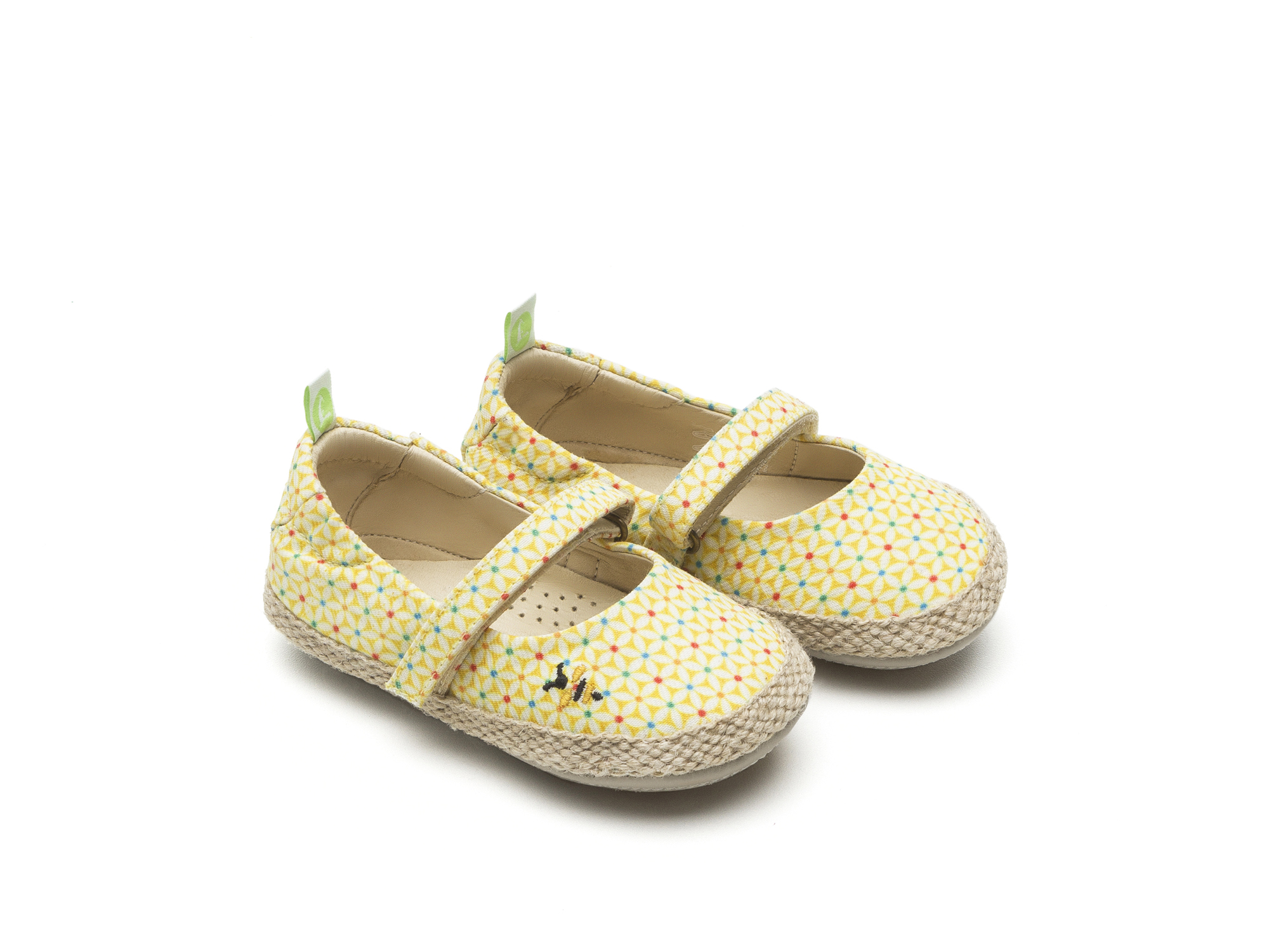 sapato bebe amarelo